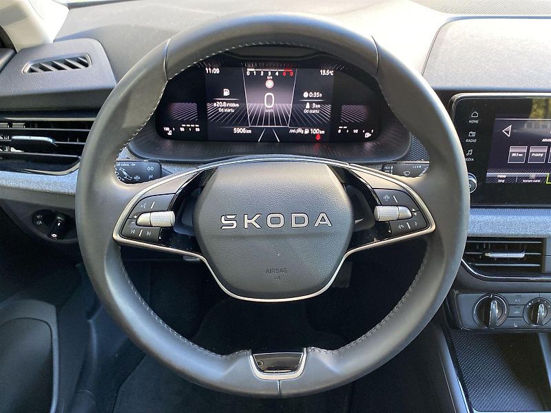 Škoda Kamiq (2025) 1.0 TSI Selection - fotka 6 z 32