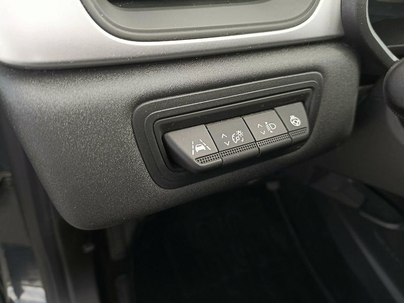 Renault Captur (2022) TCe 100 Zen - fotka 22 z 24