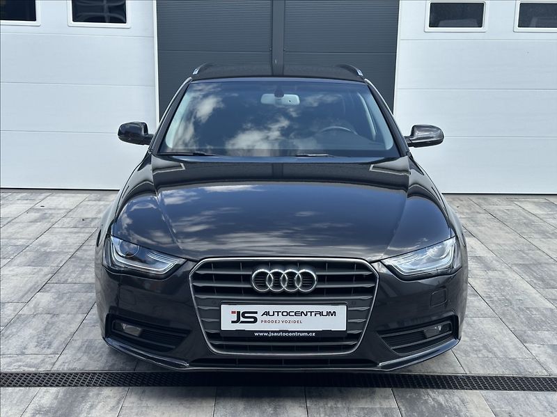 Audi A4 3,0 TDI 204PS  Ambiente A/T - fotka 3 z 53