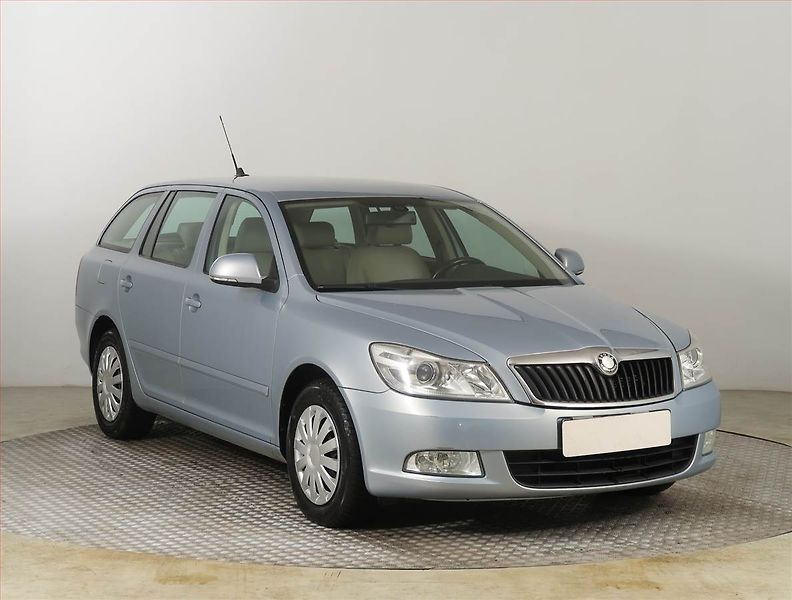 Škoda Octavia (2010) Elegance 2.0 TDI, Automat - fotografie inzerátu