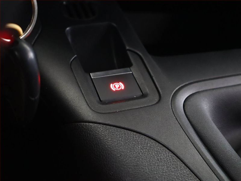 Opel Combo (2022) Maxi Edition 1.5 CDTI, 5Míst - fotka 17 z 19