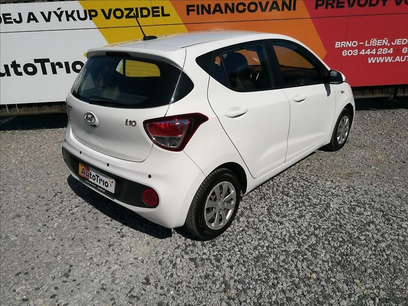 Hyundai i10 1,0 i autom.klima - fotka 3 z 22