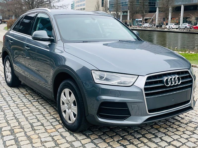 Audi Q3 1.4TFSI MAN SERVISKA TAŽNÉ - fotka 8 z 39