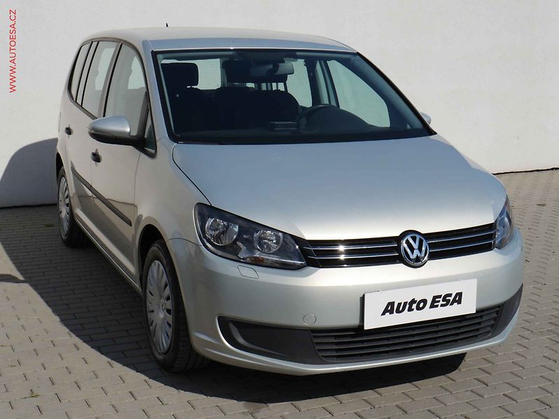 Volkswagen Touran (2013) 1.4 TSi, Trendline, TZ - fotografie inzerátu