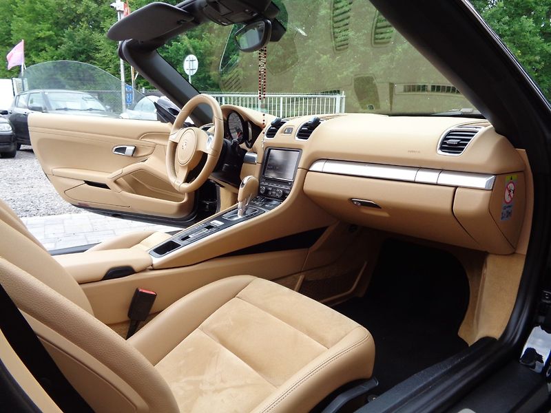 Porsche Boxster (2013) 981 KL12 - fotka 22 z 36