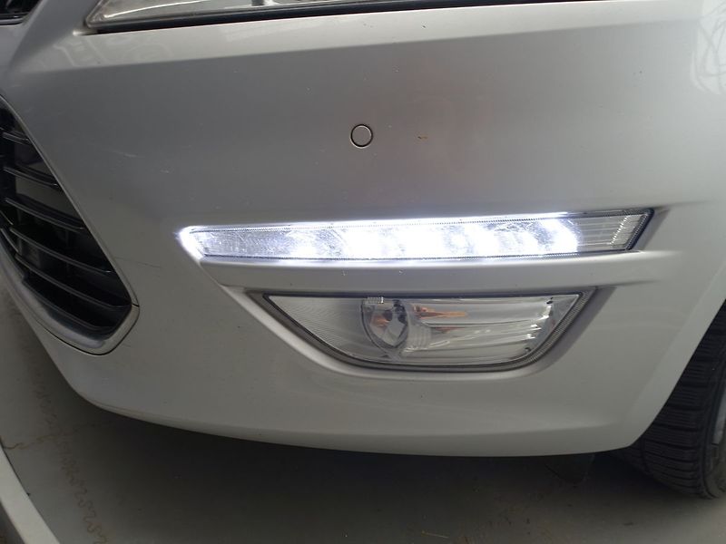 Ford Mondeo 2.0 TDCi Titan. man. nové brzd - fotka 24 z 31