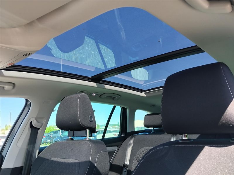 Škoda Superb 2.0TDI 110kW, DSG tažné - fotka 27 z 38