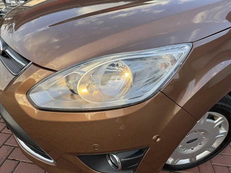 Ford C-MAX (2013) 1.0i EB Klima Winter Paket - fotka 32 z 44