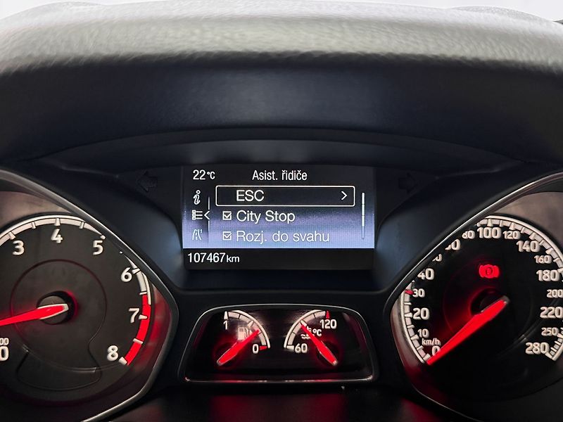 Ford Focus 2.0L 184KW ECOBOOST ST, RECARO - fotka 15 z 21