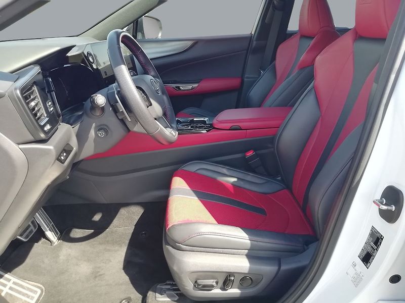 Lexus NX 350h F-Sport 4x4 - fotka 6 z 23