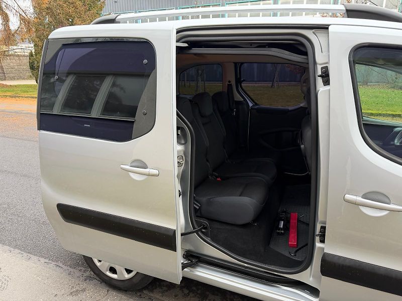 Peugeot Partner Tepee 1,6 HDi / servis.k. / pneu - fotka 14 z 23