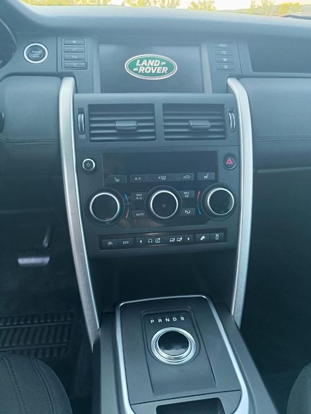 Land Rover Discovery Sport 2,0/110kW, Tdi SE 4x4, AUTOMAT - fotka 22 z 31