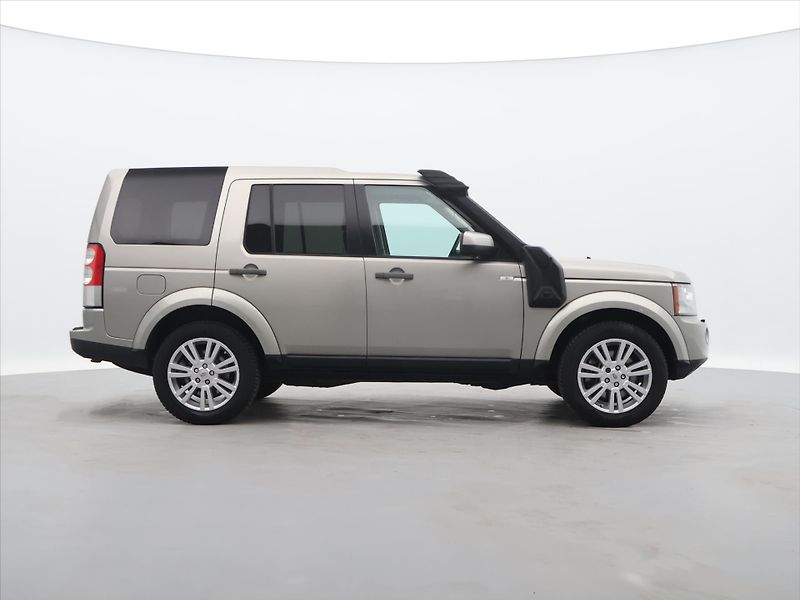 Land Rover Discovery 3,0 TDV6 HSE CZ - fotka 8 z 27