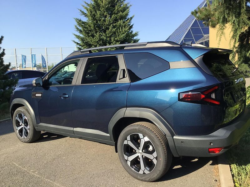 Dacia Bigster (2026) AUTOMAT  HYBRID EL.KUFR IHNED - fotka 9 z 17