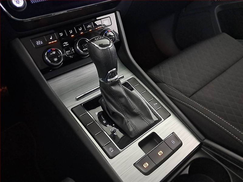 Škoda Superb (2020) Ambition 1.6 TDI, Automat - fotka 13 z 17