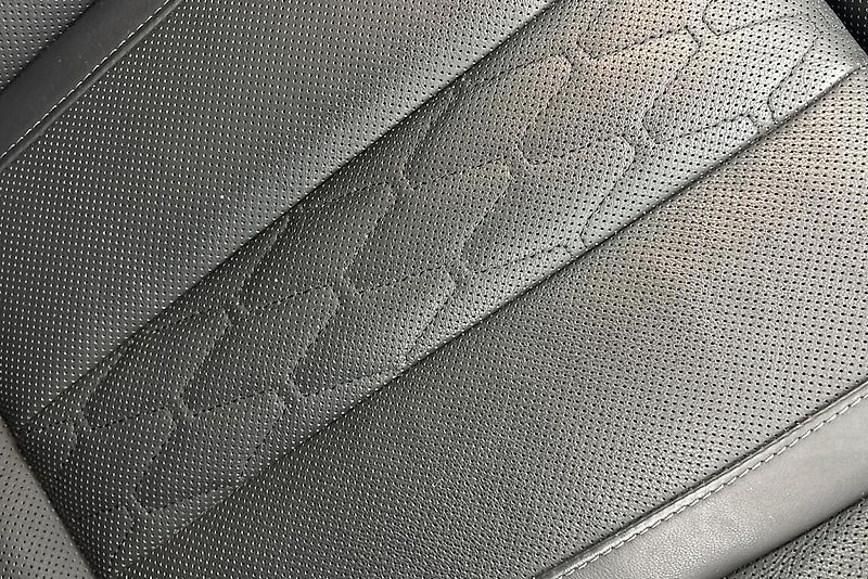 BMW X5 xDrive30d - fotka 16 z 29