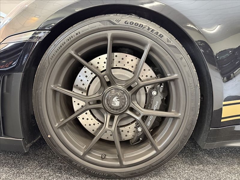 Porsche 911 4,0 GT3 Touring,CZ - fotka 28 z 29