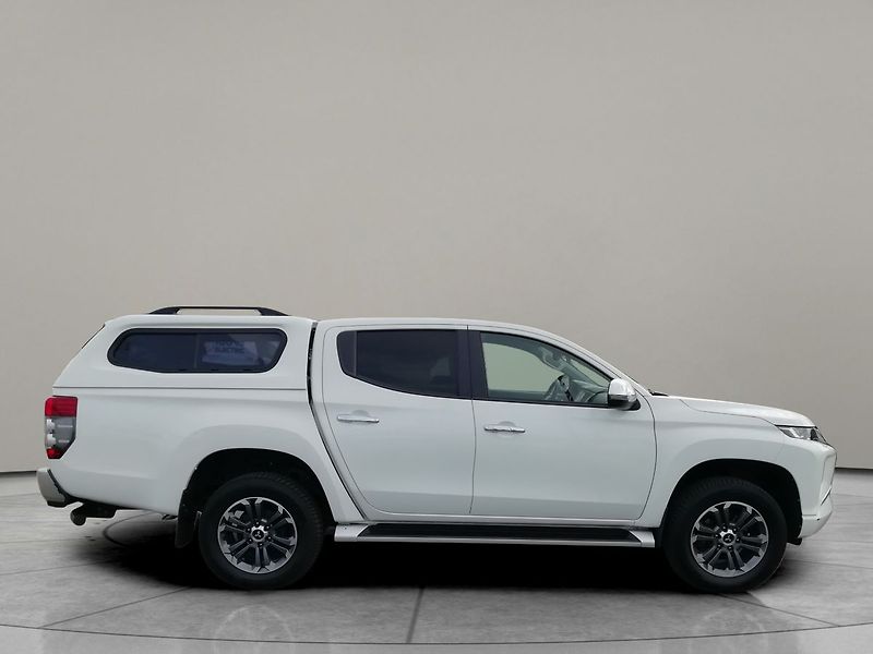 Mitsubishi L200 Intense 2.2 DI-D 4WD DC - fotka 3 z 21