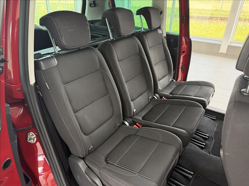 Seat Alhambra 1,4 TSI, 7-míst,Navi,Panorama - fotka 30 z 33