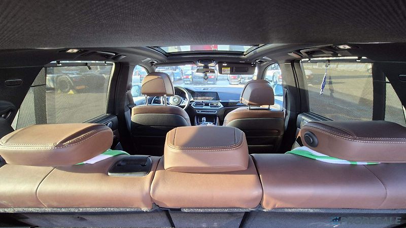 BMW X5 M50D 3,0 294 kW - fotka 9 z 19