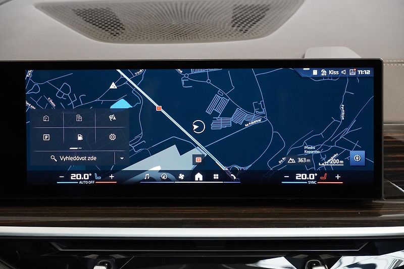 BMW X7 M60i,1.MAJ,ČR,DPH,Tažné - fotka 35 z 44