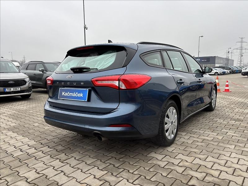 Ford Focus 1,0 EcoBoost 92kW Trend - fotka 5 z 28