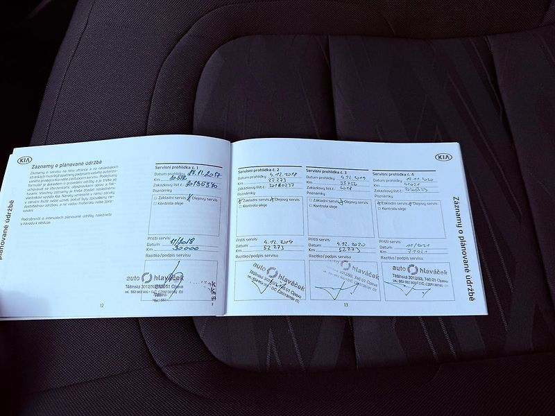 Kia Ceed 1.4 Comfort, ČR, 1.Maj, Servis - fotka 23 z 26