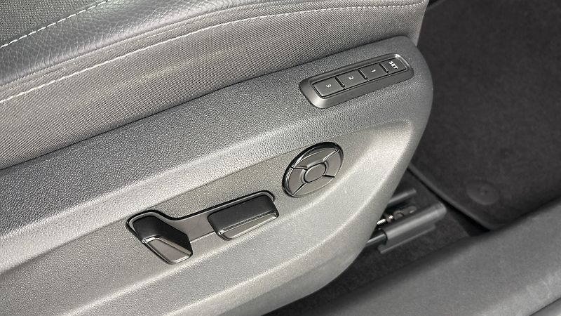 Škoda Kodiaq 2.0 TDI DSG 4x4 Exclusive Sele - fotka 23 z 35