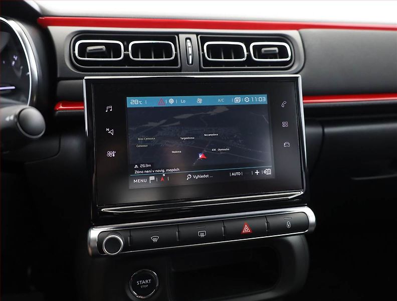 Citroën C3 (2018) 1.2 PureTech, Automat, Navi - fotka 11 z 19