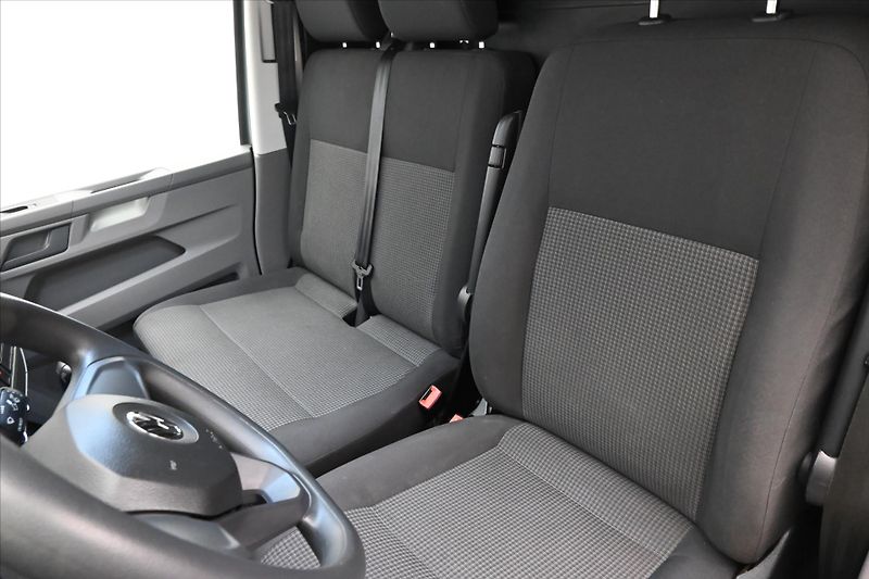 Volkswagen Transporter 2,0 TDI 110kW DSG Navi Záruka - fotka 27 z 29