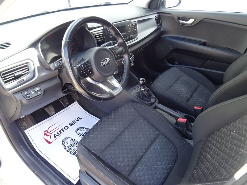 Kia Rio (2019) 1.2i,61kW,1majČR,S.kni,klima - fotka 7 z 21