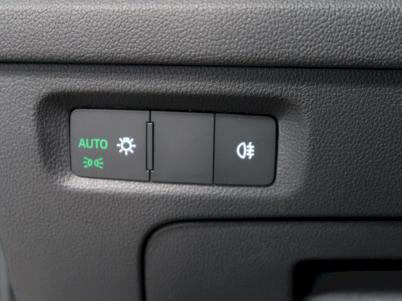 Škoda Octavia (2024) SELECTION 2.0TDI 110KW DSG - fotka 37 z 41