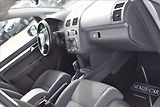 Volkswagen Touran 1,4 i 103KW AUTOMAT TAŽNÉ NAVI - náhled 39