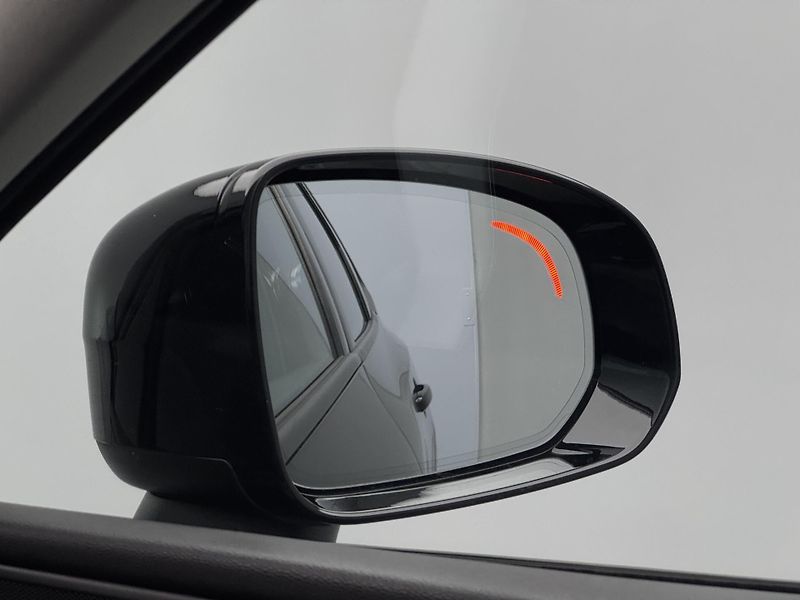Volvo XC60 D4 AWD MOMENTUM CZ 1.maj - fotka 17 z 39