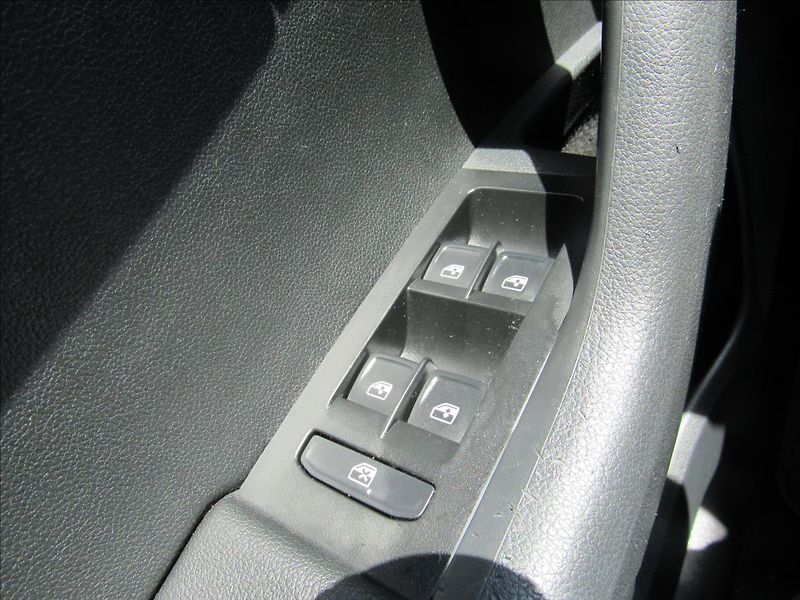 Škoda Octavia 1,6 TDi 85kW Style - fotka 24 z 29