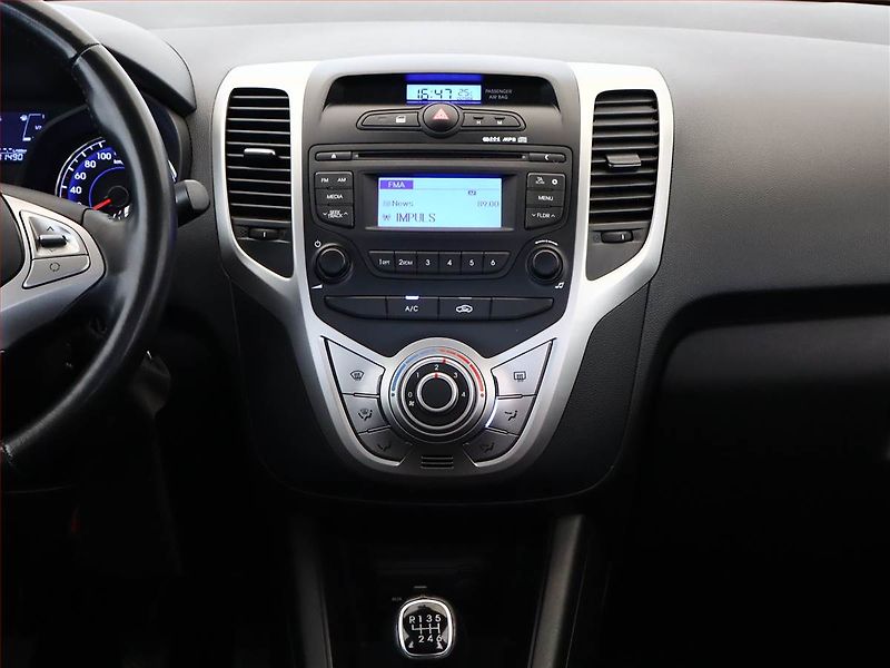 Hyundai ix20 (2019) 1.6 CVVT, Serv.kniha - fotka 9 z 10
