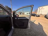 Volkswagen Touran 1.6TDi 77kW*WEBASTO*VÝHŘEV SED - náhled 18