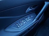 Peugeot 308 ALLURE 1.2 PT 130k M6 - náhled 28