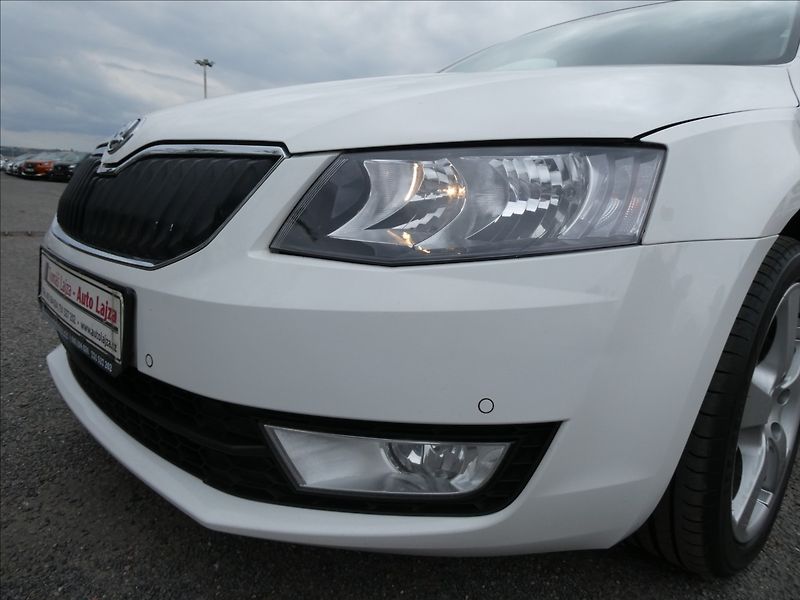 Škoda Octavia 2,0 TDi110kW ELEGANCE,ČR,ZÁVĚS - fotka 4 z 45