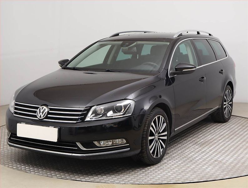 Volkswagen Passat (2014) 2.0 TDI, 4X4, Automat - fotka 2 z 22
