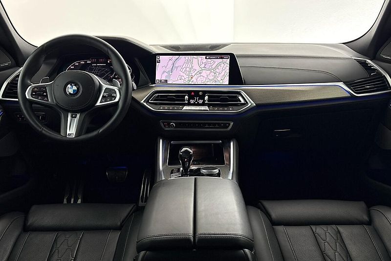 BMW X6 M50d - fotka 15 z 27