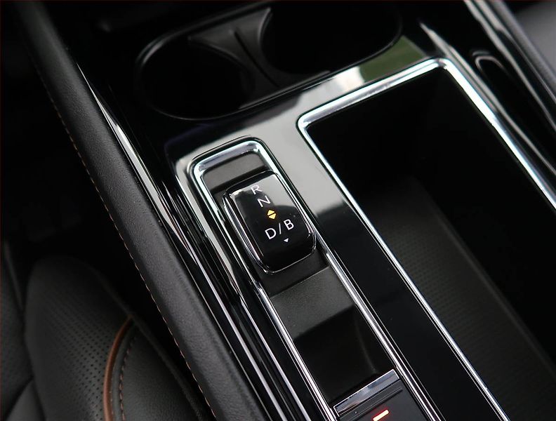 Škoda Enyaq (2022) iV 80 (82 kWh), SoH 96% - fotka 13 z 27