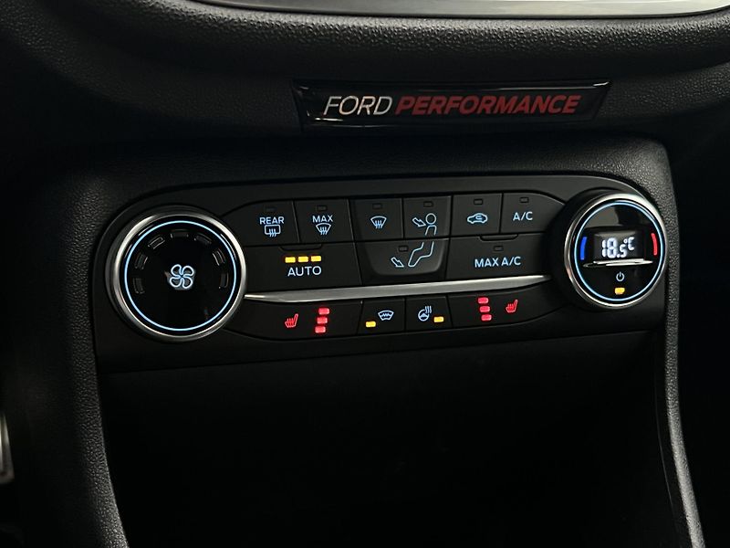 Ford Fiesta ST Performance Záruka - fotka 27 z 41
