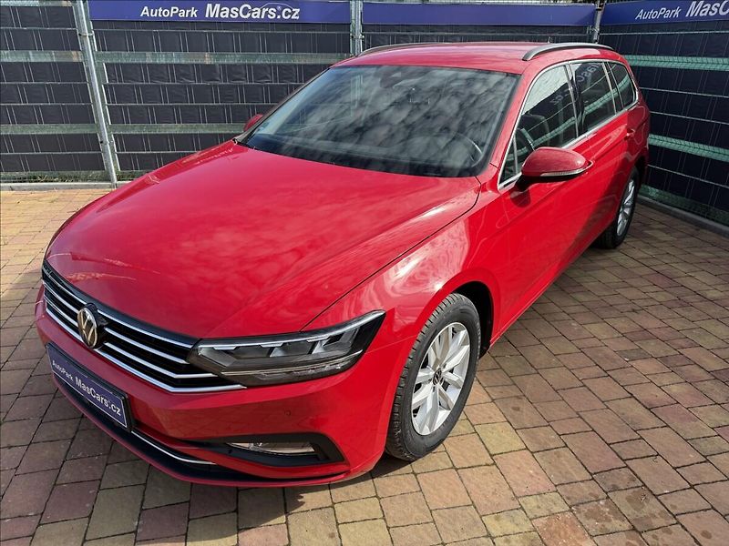 Volkswagen Passat 2.0 TDI Business/Virtual - fotka 4 z 26