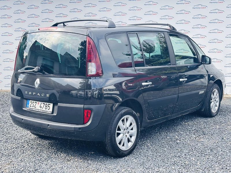 Renault Espace (2012) 2.0dci, 110kW, 7 míst - fotka 7 z 13