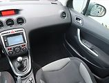 Peugeot 308 (2011) 1.6 HDi, nová STK - náhled 8