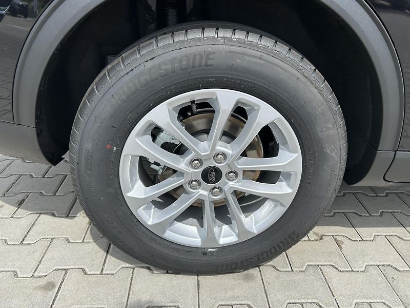 Ford Kuga Top Edition 2.5 HEV 132 kW - fotka 6 z 36