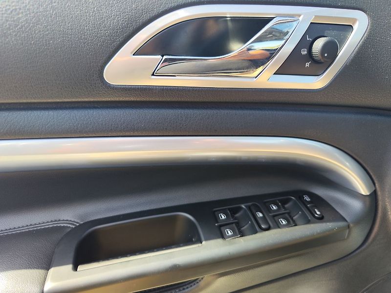 Škoda Superb 2.0 TDI/103kW Comfort - fotka 23 z 24