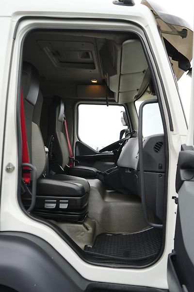 Renault Trucks D (2023) 16 / 280 / ACC / EURO 6 / KONT - fotka 8 z 46