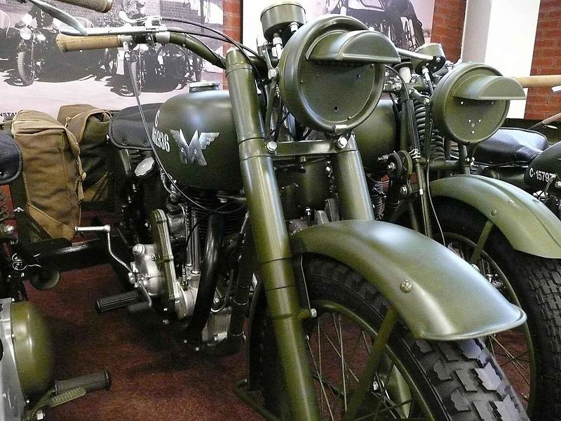Motocykl BSA M20.
